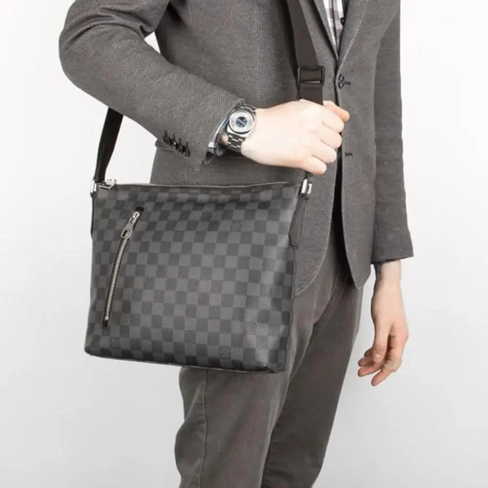 💎✨BEAUTIFUL✨💎 Authentic LOUIS VUITTON Damier Graphite Mick PM Black Bag - Picture 1 of 7